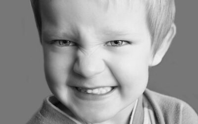 Mio figlio la notte striscia i denti e lo sentiamo addirittura dalla nostra camera!